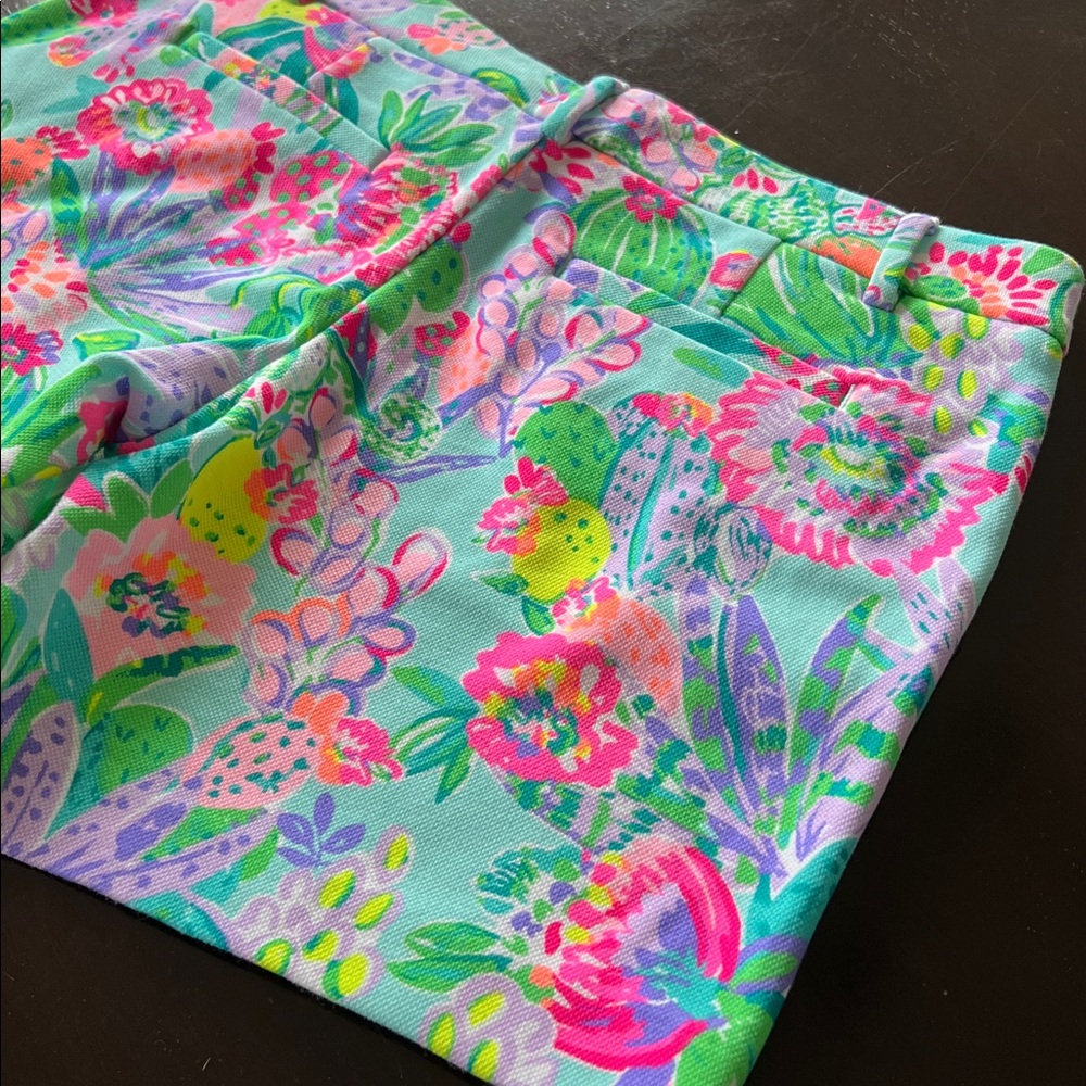 Lilly Pulitzer shorts 32” waist - Picture 12 of 13
